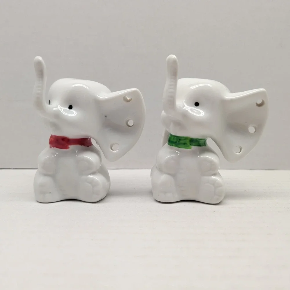 Lot 2 Ceramic Elephant Earring Ring Jewelry Holder White‎ Colored Bowtie 3